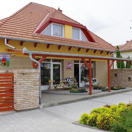 Aranyhal Apartman Hévíz Екстериор снимка