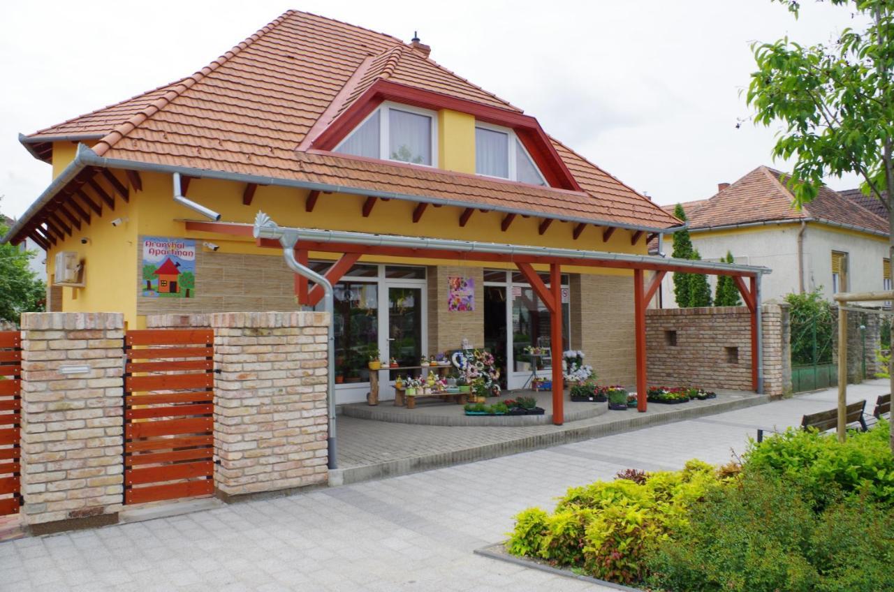 Aranyhal Apartman Hévíz Екстериор снимка