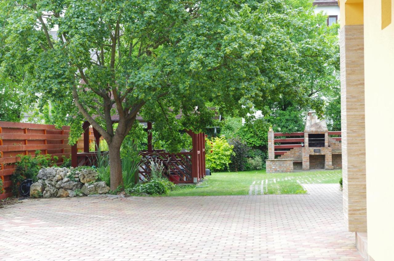 Aranyhal Apartman Hévíz Екстериор снимка